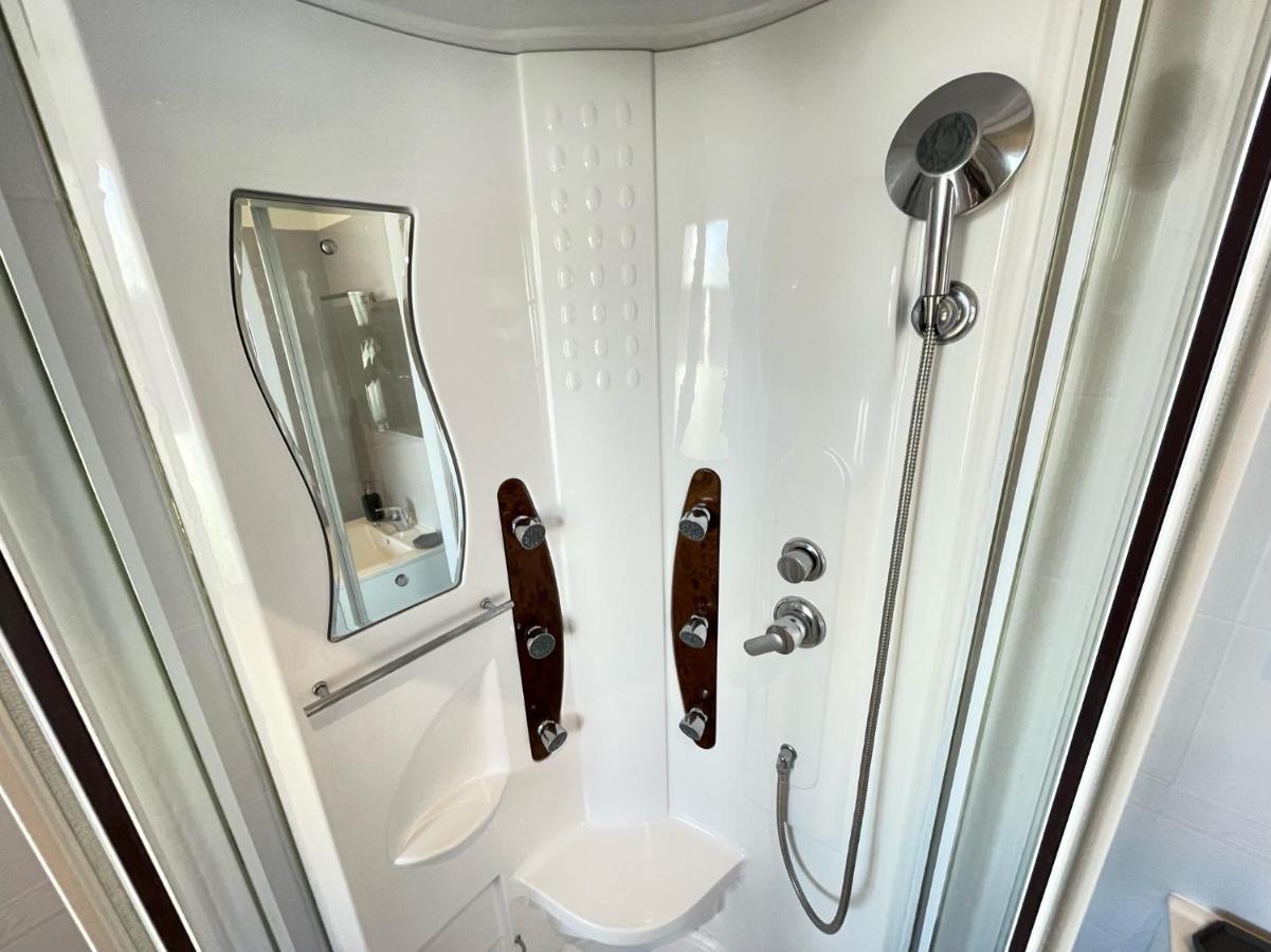 Apartment Renting - Buffa - Cosy Fully Equipped - & Negresco Nice